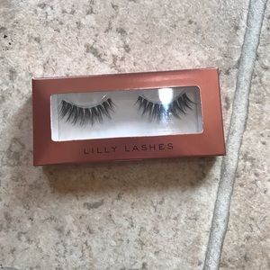 Lily Lashes